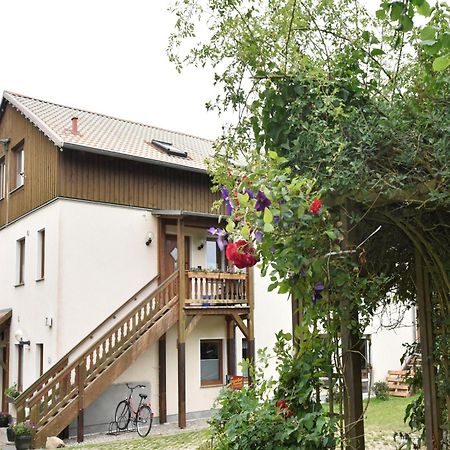 Beautiful Apartment In Rerik With Garden Near Sea エクステリア 写真