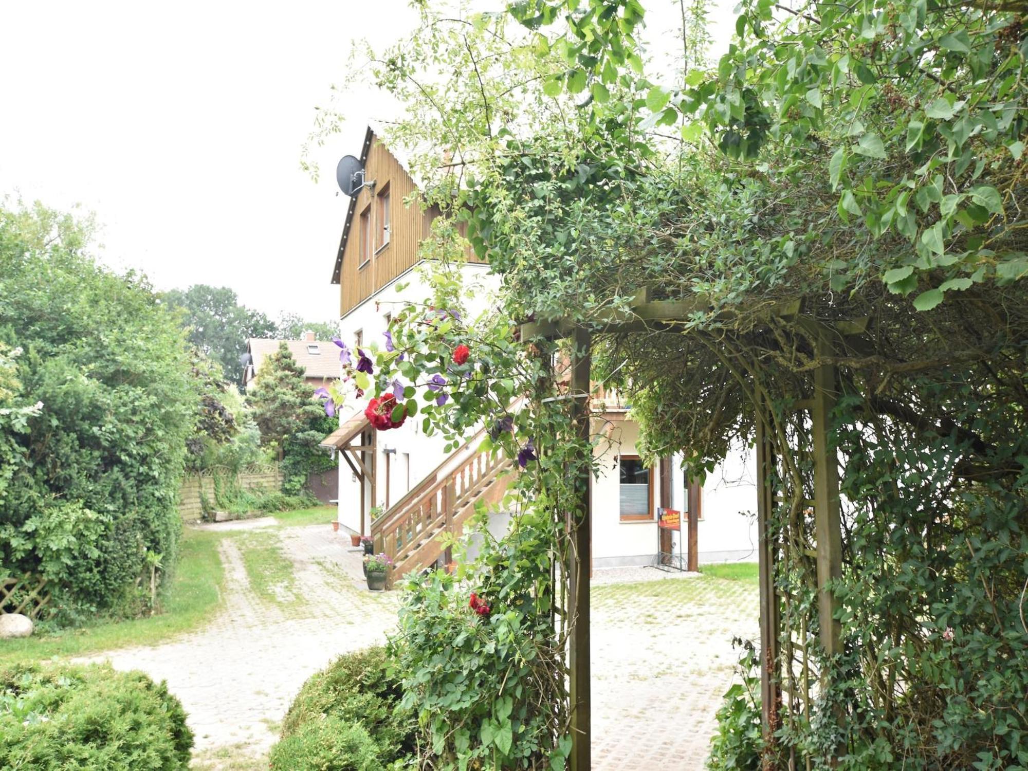 Beautiful Apartment In Rerik With Garden Near Sea エクステリア 写真